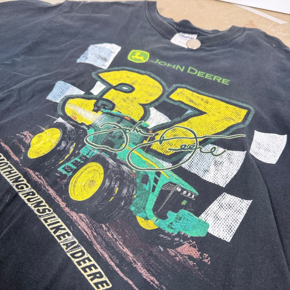 Vintage John Deere 37 Monster Truck T Shirt Mens Medium Graphic Tee Faded